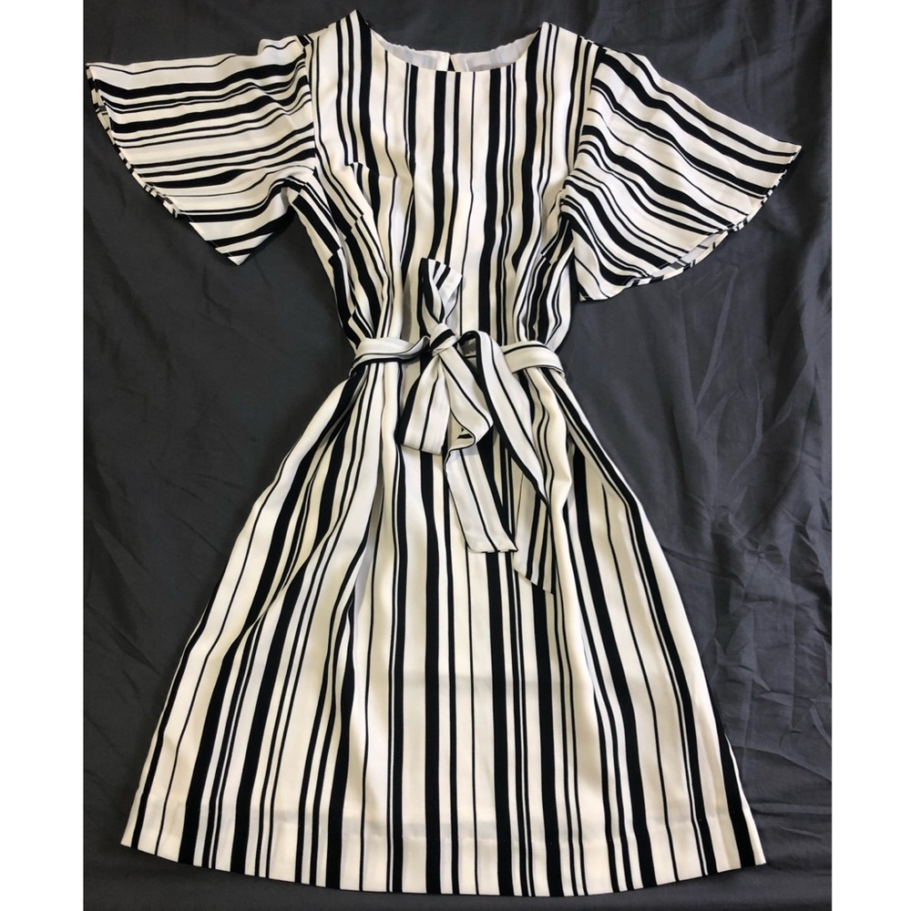 H&M stripped mini dress 👗